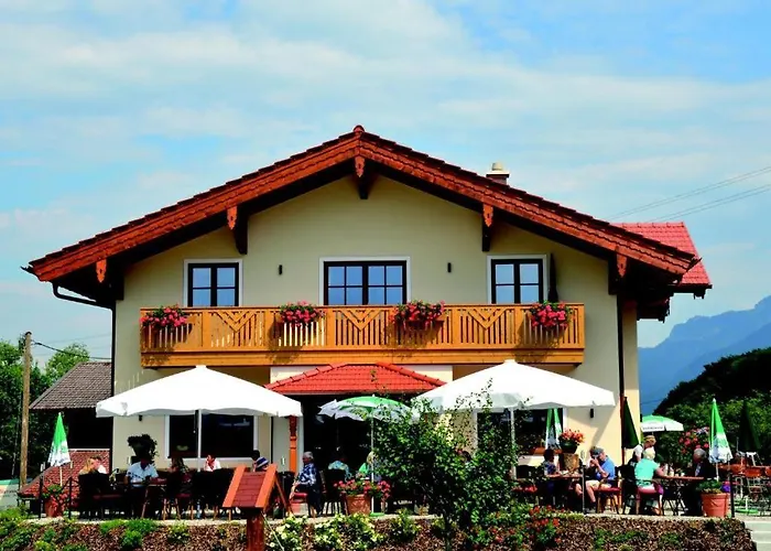 Farma Cafe Wastelbauerhof - Urlaub Auf Dem Bauernhof Bernau am Chiemsee