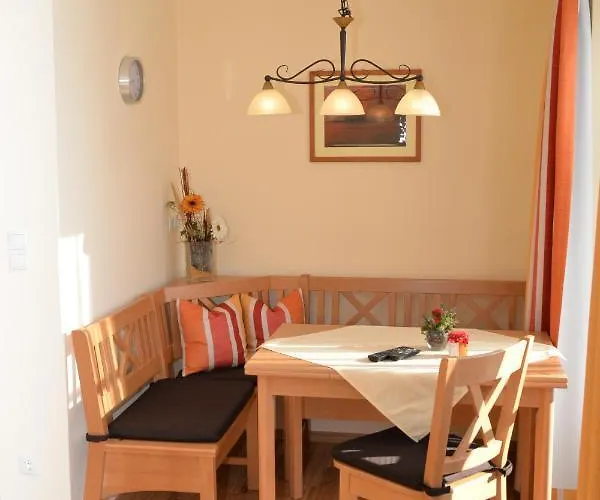 Cafe Wastelbauerhof - Urlaub Auf Dem Bauernhof Farma Bernau am Chiemsee