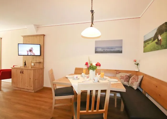 Cafe Wastelbauerhof - Urlaub Auf Dem Bauernhof Gospodarstwo agroturystyczne Bernau am Chiemsee